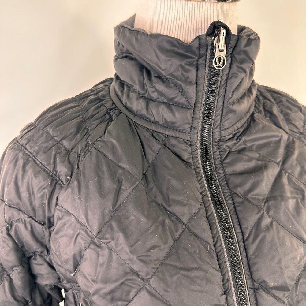 Lululemon Run Turn Around Women's Black Gray Reversible Jacket - Picture 11 of 11
